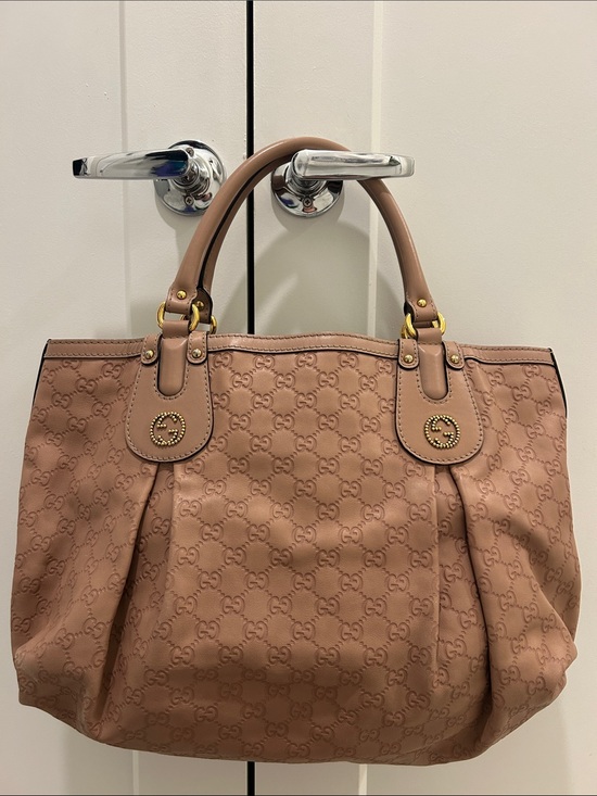 Gucci Handbags - Gucci Large Guccissima Scarlett Studded Tote Bag